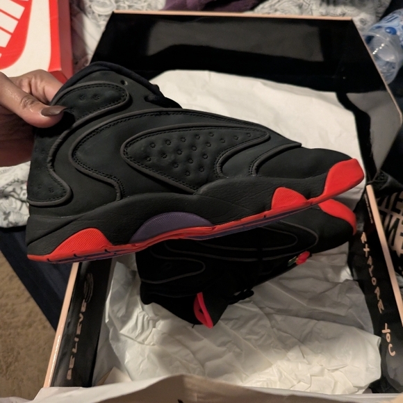 Jordan Black and Red Women's Melody Eshani - Picture 5 of 10